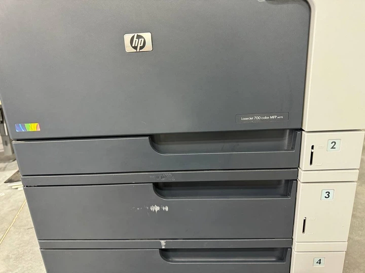 БФП HP LaserJet Enterprise 700 color M775 / Лазерний кольоровий друк / 600x600 dpi / A3 / 30 стор/хв / Ethernet, USB 2.0 / ePrint б/в - зображення 6