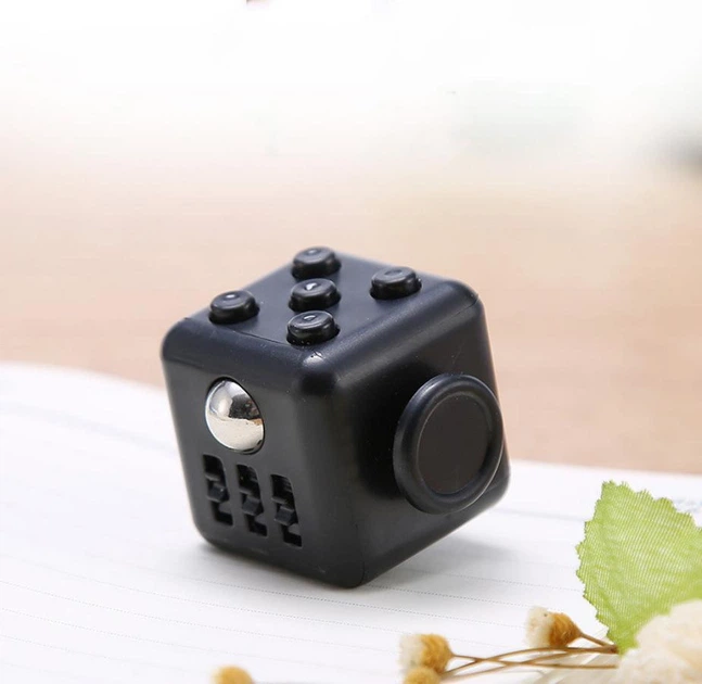 Игрушка антистресс Fidget Cube фиджет с кнопками попит / Pop it в форме Куба, черный (86915587) - Фото 4 Игрушка антистресс Fidget Cube фиджет с кнопками попит / Pop it в форме Куба, черный (86915587) - изображение 4