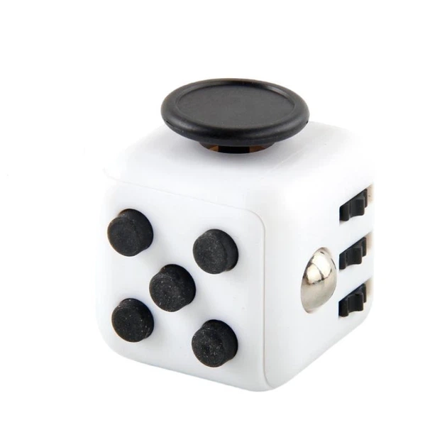 Игрушка антистресс Fidget Cube фиджет с кнопками попит / Pop it в форме Куба, бело-черный (86915597) - Фото 1 Игрушка антистресс Fidget Cube фиджет с кнопками попит / Pop it в форме Куба, бело-черный (86915597) - изображение 1