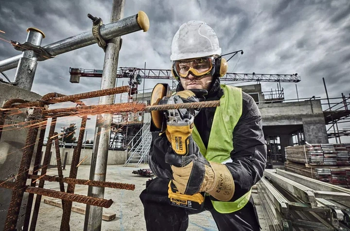 Аккумуляторная угловая шлифмашина DeWalt без АКБ и ЗУ DCG406NT - Фото 5 Аккумуляторная угловая шлифмашина DeWalt без АКБ и ЗУ DCG406NT - изображение 5