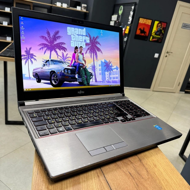 Ноутбук Fujitsu Celsius H730/ 15.6" FullHD, IPS/ Intel Core i7 4810MQ (4 ядра/ 8 потоков)/ NVIDIA Quadro K1100M (на 2 GB)/ 16 GB/ 256 GB SSD + 500 GB HDD (Б/У) - изображение 3