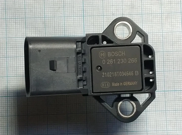 Датчик давления наддува BOSCH 0 261 230 266 VOLKSWAGEN T5, CADDY 1.9 - 2.0TDI 04->, - зображення 4