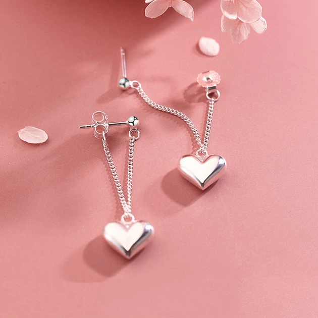 Сережки гвоздики у формі серця сріблясті біжутерія Fashion Jewelry (II) 32522 - зображення 4