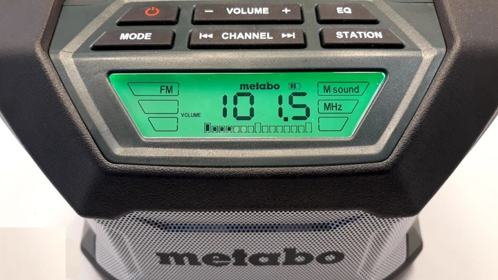 Акумуляторний радіоприймач для будівельного майданчика Metabo R 12-18 BT, з с Bluetooth (Картон) 600777850 (8060) - Фото 6 Акумуляторний радіоприймач для будівельного майданчика Metabo R 12-18 BT, з с Bluetooth (Картон) 600777850 (8060) - зображення 6
