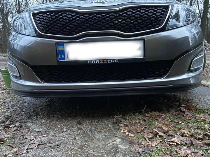 Резиновая губа на бампер KIA Optima молдинг бампера юбка резиновая черная - изображение 2