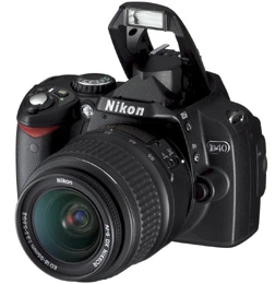 ニコン Nikon 　D40 18-55mm レンズキット Amazon | Nikon デジタル一眼レフカメラ D40 レンズキット シルバー