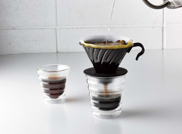 Dripper do kawy Hario V60-02 Metalowy Czarny z silikonową podstawką (4977642736719) - obraz 3