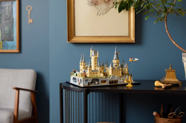 Конструктор LEGO Harry Potter Замок і територія Гоґвортса 2660 шт