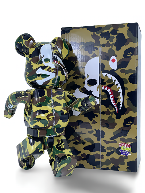 Статуетка Bearbrick x BAPE Mastermind Green Camo 400% 28 см Medicom Toy Камуфляжна Акула. - зображення 6