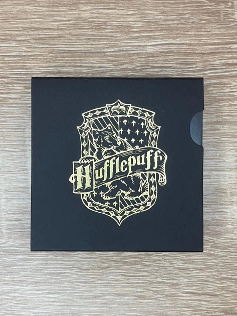 Значок, брошка, пін на одяг, металевий значок Гафелпаф Hufflepuff золотистий 40 - Фото 2 Значок, брошка, пін на одяг, металевий значок Гафелпаф Hufflepuff золотистий 40 - изображение 2