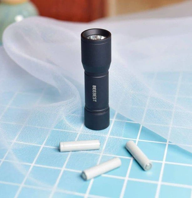 Ліхтарик BEEBEST Extreme bee portable flashlight F1 Black - Фото 2 Ліхтарик BEEBEST Extreme bee portable flashlight F1 Black - зображення 2