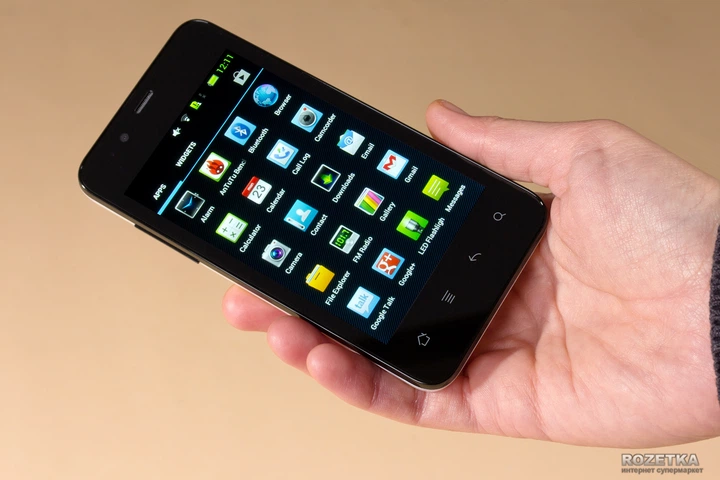Мобильный телефон Gigabyte GSmart Rio R1 Black - изображение 8