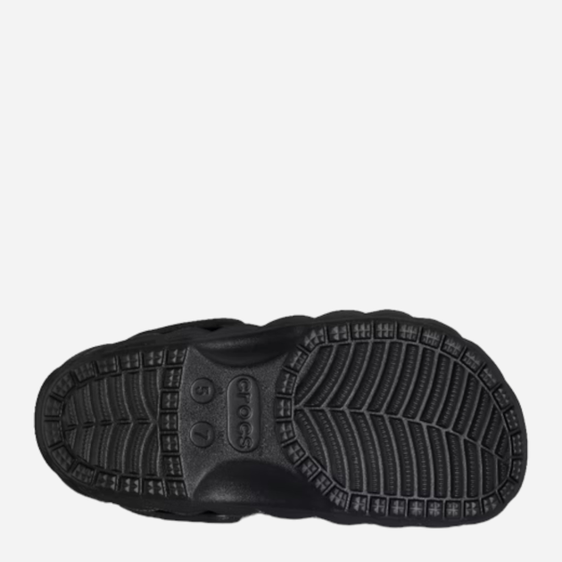 Жіночі крокси утеплені Crocs Classic Lined Overpruff Clog 210059-001 36-37 Чорні (196265759743/0196265759743) - зображення 7