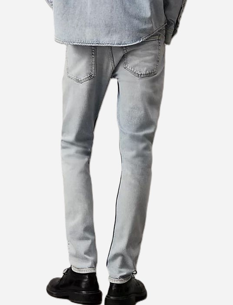 Джинси Slim Fit чоловічі Calvin Klein Jeans ckj30j3248471aa 33-32 Блакитні (8720109376470) - зображення 2