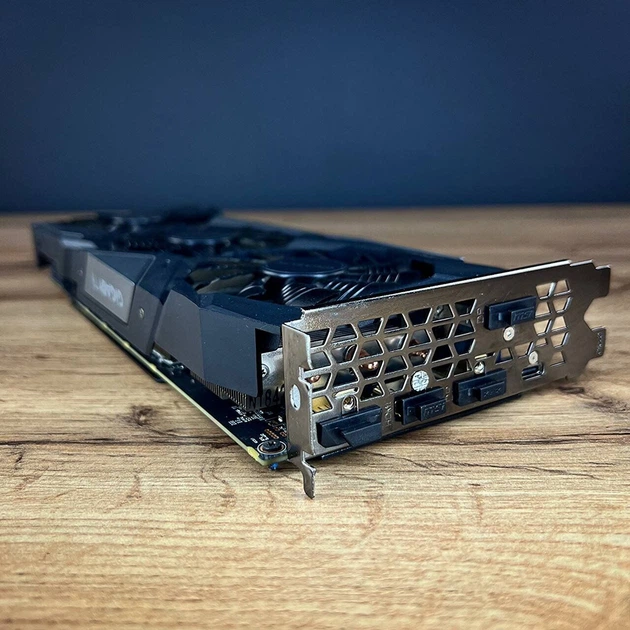 Дискретная видеокарта nVidia GeForce RTX 2070, 8 GB GDDR6, 256-bit / DisplayPort, HDMI, Type-C б/у - изображение 3