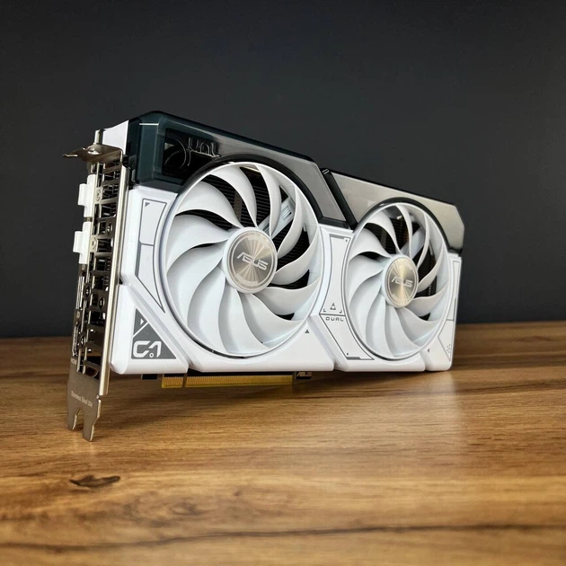 Дискретная видеокарта nVidia GeForce RTX 4060, 8 GB GDDR6, 128-bit