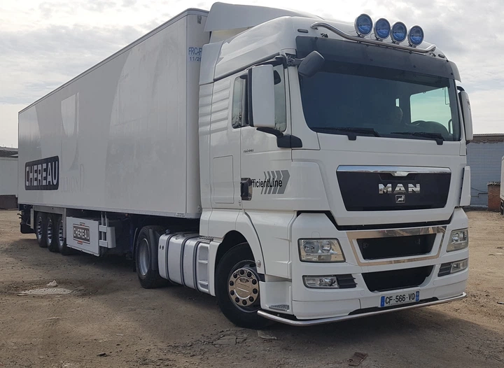 Дуга люстра на дах DAF XF95 02-06 d60х1,6мм Такф ХФ95 ST7975 - зображення 4