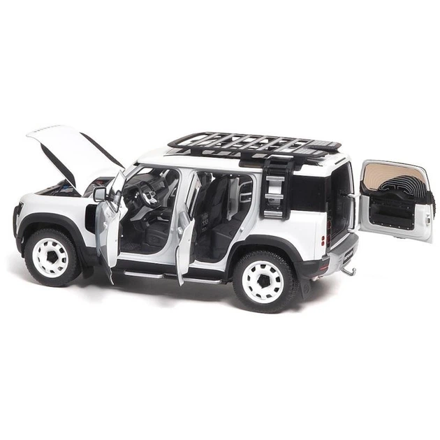 Масштабна модель авто Almost Real Land Rover Defender 110 2020 30th Anniversary Edition ALM810809 1:18 Fuji White - зображення 3