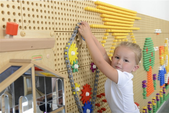 Набір зубчиків і шестерні для мозаїки Masterkidz Stem Science and Creative Board 39 деталей (6955920013460) - зображення 5