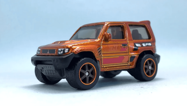 希少 Hot Wheels Mitsubishi PAJERO トレジャーハント Машинка Базовая Hot Wheels Mitsubishi Pajero Evolution Super