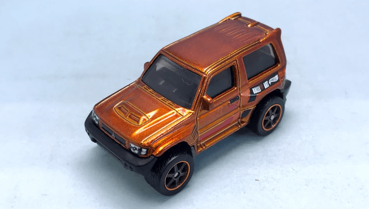 Машинка Базовая Hot Wheels Mitsubishi Pajero Evolution Super