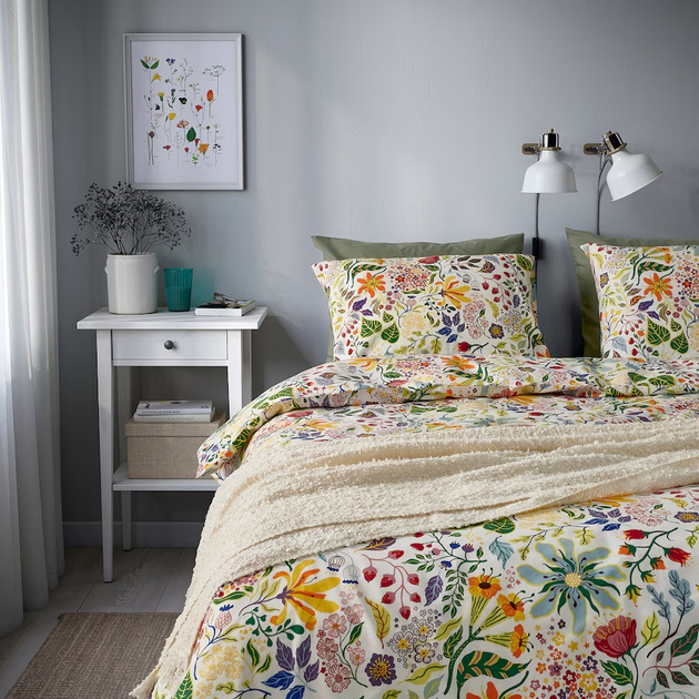 Комплект постільної білизни підковдра і 2 наволочки IKEA STRANDLUMMER 005.797.84 різнокольоровий/квітковий візерунок, 200х200/50х60 см - Фото 4 Комплект постільної білизни підковдра і 2 наволочки IKEA STRANDLUMMER 005.797.84 різнокольоровий/квітковий візерунок, 200х200/50х60 см - зображення 4