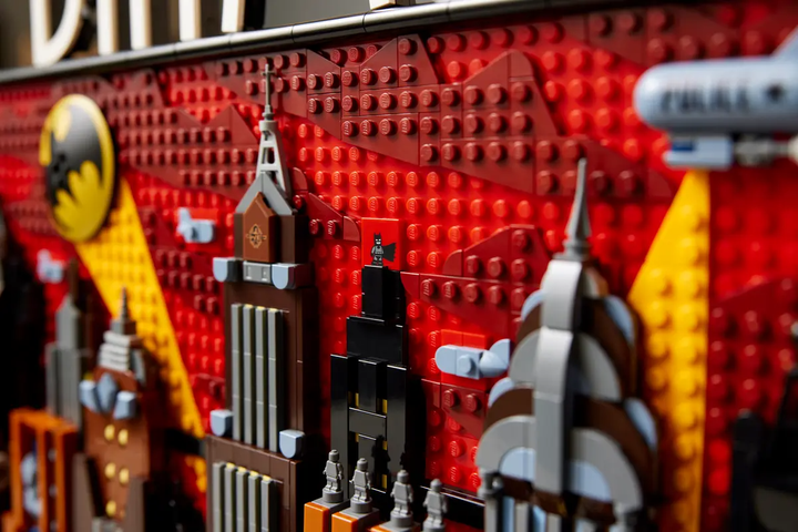 Конструктор LEGO Batman: The Animated Series Gotham City 4210 деталей (76271) - зображення 13