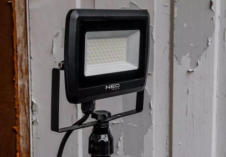 Reflektor LED NEO Tools 30W 2550 lm IP65 99-059 (5907558452563) - obraz 12