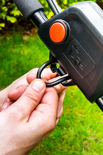 Газонокосарка електрична Graphite 2000 Вт 43 см 45 л 20-70 мм 14 кг 59G475 (5902062082954) - зображення 15