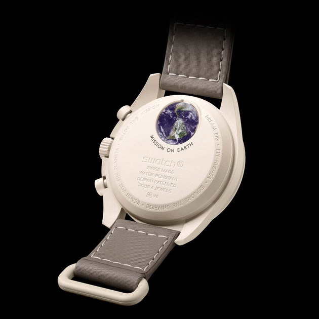 Наручные часы Swatch x Omega Bioceramic MoonSwatch Collection "Mission to Earth — DESERT" (SO33T103) - изображение 4