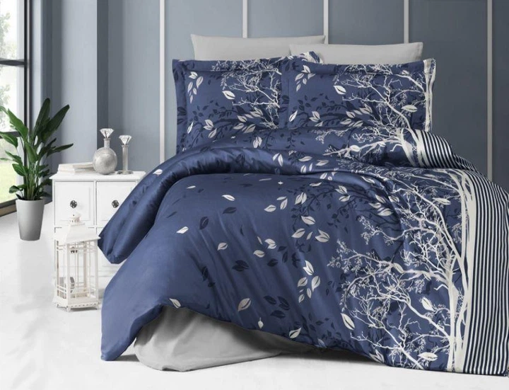 Двоспальний Євро комплект First Choice Living navy blue Сатин 200х220 см наволочки 2 x 50х70 см, 2 x 70х70 см - Фото 3 Двоспальний Євро комплект First Choice Living navy blue Сатин 200х220 см наволочки 2 x 50х70 см, 2 x 70х70 см - зображення 3