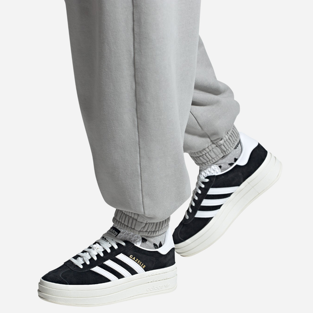 Жіночі кеди низькі adidas Originals Gazelle Bold HQ6912 (7UK) 40.5 Чорні (4066748973705) - зображення 2