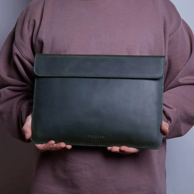 Кожаный чехол для ноутбука INCARNE Klouz для MacBook Pro 16" 2019-2025 Зеленый - изображение 2