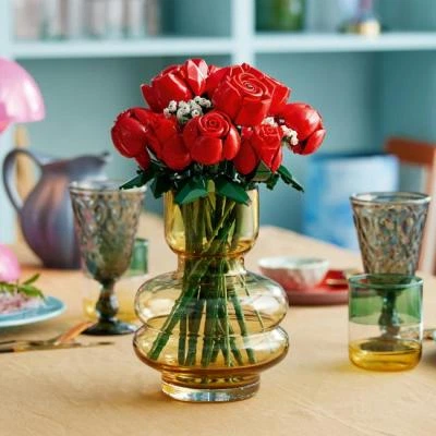 Конструктор LEGO Botanicals Букет троянд (10328) - Фото 4 Конструктор LEGO Botanicals Букет троянд (10328) - изображение 4