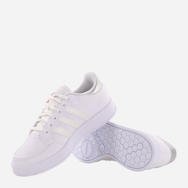 Tenisówki damskie z eko skóry adidas Breaknet GX4322 38.5 Biały/Srebrny (4065427336855) - obraz 1