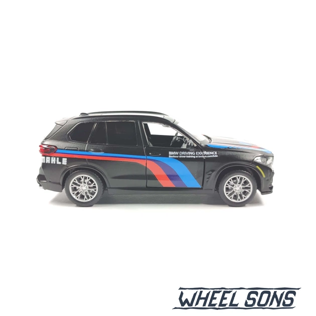 Модель автомобіля BMW X5M 1:43 TechnoDrive (T5535) - Фото 6 Модель автомобіля BMW X5M 1:43 TechnoDrive (T5535) - зображення 6