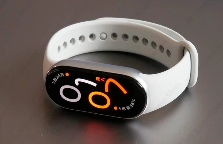 Фітнес-браслет Xiaomi Smart Band 9 glacier silver (BHR8340GL) - Фото 4 Фітнес-браслет Xiaomi Smart Band 9 glacier silver (BHR8340GL) - изображение 4