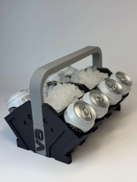 3D-Друкований Холдер ''V8'' для Пива та Напоїв (Чорний) HoldMyBeer - Фото 2 3D-Друкований Холдер ''V8'' для Пива та Напоїв (Чорний) HoldMyBeer - зображення 2