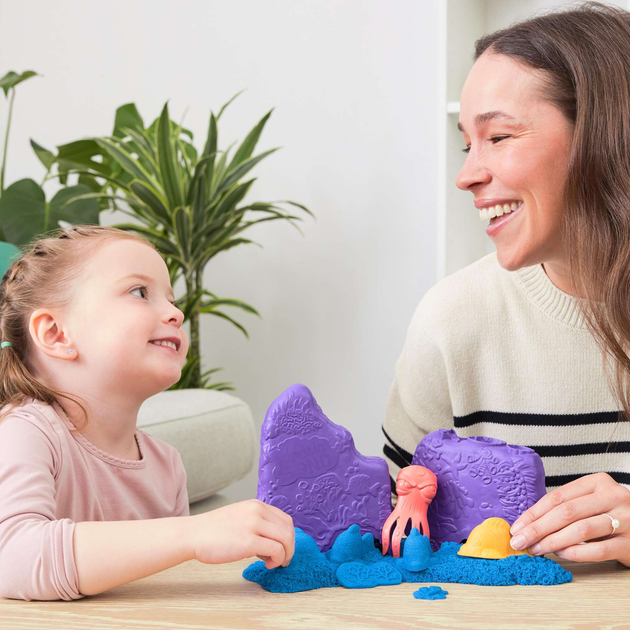 Piasek kinetyczny Kinetic Sand Rafa Koralowa 227 g z foremkami (681147012738) - obraz 12