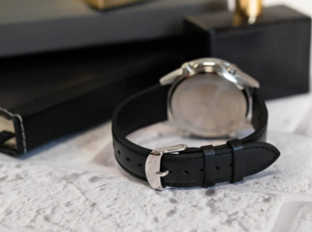 Мужские наручные часы CASIO EFV-C120L-8AEF Серебро-Черный/Экран Черный - изображение 2