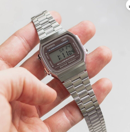 Мужские наручные часы CASIO A168WA-5AYES Серебро/Экран Коричневый - Фото 3 Мужские наручные часы CASIO A168WA-5AYES Серебро/Экран Коричневый - изображение 3
