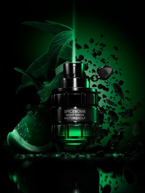 Woda toaletowa męska Viktor & Rolf Spicebomb Night Vision 50 ml (3614272191549) - obraz 4