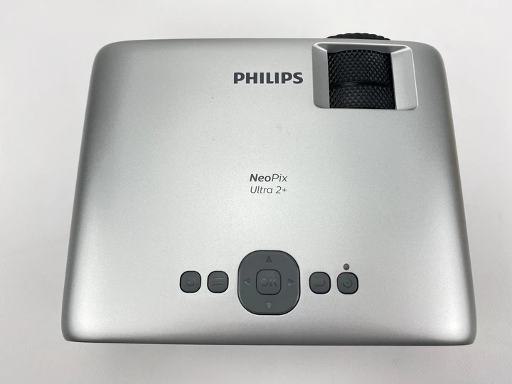 Мультимедийный проектор Philips NeoPix Ultra 2+ NPX645/INT Full HD Wi-Fi Bluetooth с динамиками Factory Recertified g5 - Фото 9 Мультимедийный проектор Philips NeoPix Ultra 2+ NPX645/INT Full HD Wi-Fi Bluetooth с динамиками Factory Recertified g5 - изображение 9