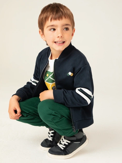 Дитячий спортивний костюм (футболка з довгими рукавами + худі + штани) для хлопчика Mayoral 4.880-79 128 см Різнокольоровий (8445865482851) - зображення 4