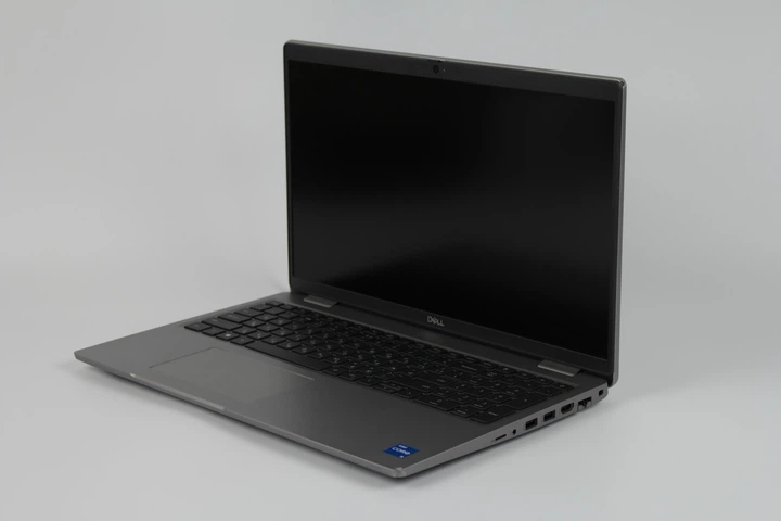 Ноутбук Dell Latitude 5520 i5-1145G7 / 32 gb / ssd 512 gb / 15.6