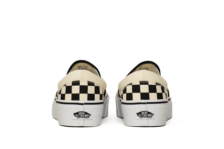 Кеди Vans Checkerboard Classic Slip-On VN00018EBWW 38 - зображення 5