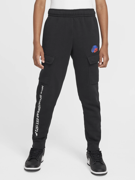 Подростковые теплые спортивные штаны на флисе для мальчика Nike B Nsw Si Cargo Pant Bb HM4337-010 137-147 см Черные (197599796923) - Фото 1 Подростковые теплые спортивные штаны на флисе для мальчика Nike B Nsw Si Cargo Pant Bb HM4337-010 137-147 см Черные (197599796923) - изображение 1
