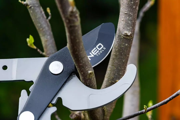 Sekator do gałęzi NEO Tools by-pass 665 mm do 42 mm 15-253 (5907558464863) - obraz 6