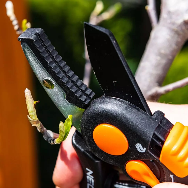 Секатор кований NEO Tools 200 мм до 18 мм 15-203 (5907558464788) - зображення 6