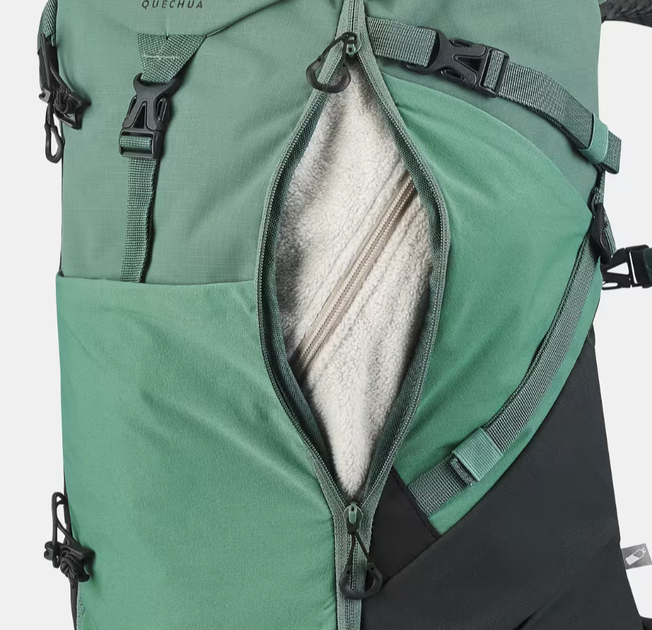 Туристический Рюкзак QUECHUA MH500 S 30л 63 x 30 x 23 см Зеленый Отделение для Гидратора Дощевик - изображение 9